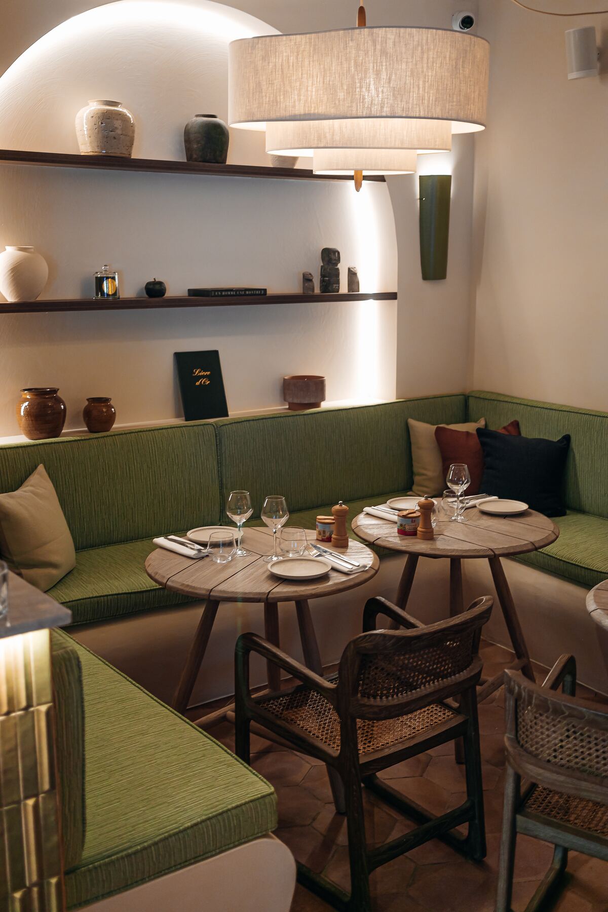 La salle et le bar – Josy & Jo